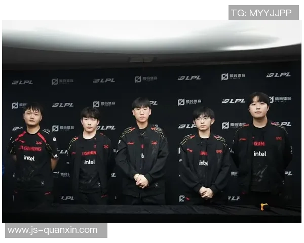 CSGO全球战队状态排行榜更新JDG荣登第十名引发关注与讨论