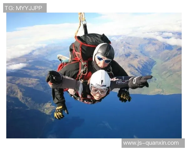 杭州极限运动队与南京极限运动队赛后复盘团队协作的成功与不足分析